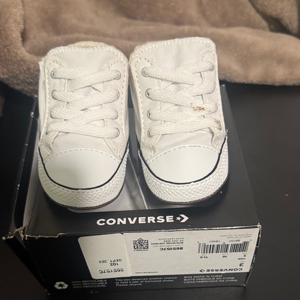 Converse Kids White Canvas Low-Top Sneakers with Black Trim